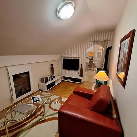 Mthm Duplex Апартаменти
